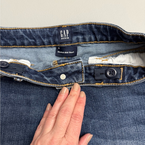 Girls size 10 4 pack Jean shorts/one jean skirt lot - Picture 11 of 12